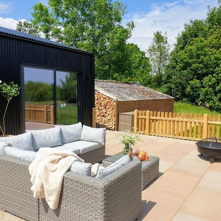 Finest Retreats - Blackbarn Wood Balsham Dış mekan fotoğraf