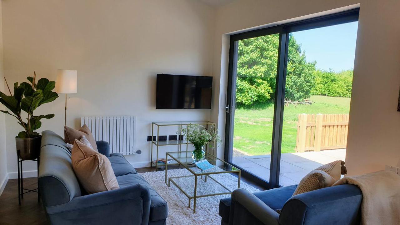 Finest Retreats - Blackbarn Wood Balsham Dış mekan fotoğraf