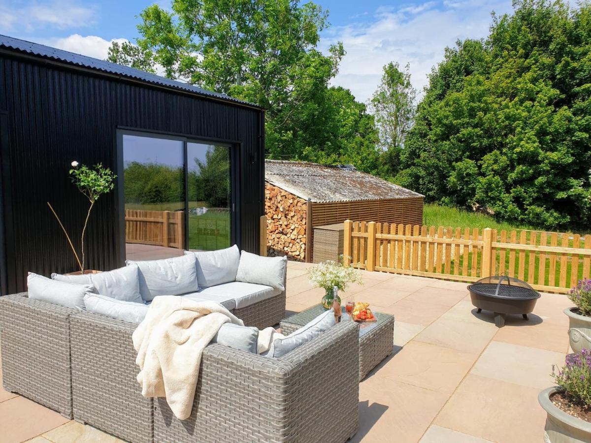 Finest Retreats - Blackbarn Wood Balsham Dış mekan fotoğraf