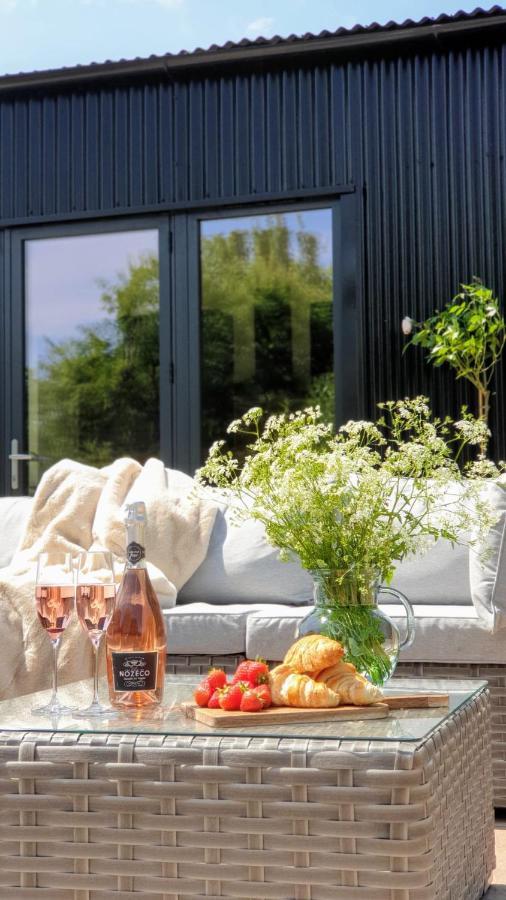 Finest Retreats - Blackbarn Wood Balsham Dış mekan fotoğraf